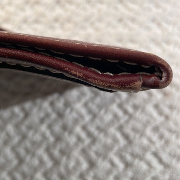 Geno D’Lucca Travel Flat Leather Carpartemental Mini Crossbody Bag - Picture 9 of 11